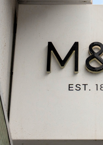 Zbogom cvijeću, zdravo lišću – M&S midaxi haljina s crvenim lišćem za £40 koju ćete nositi cijelo ljeto za chic stil
