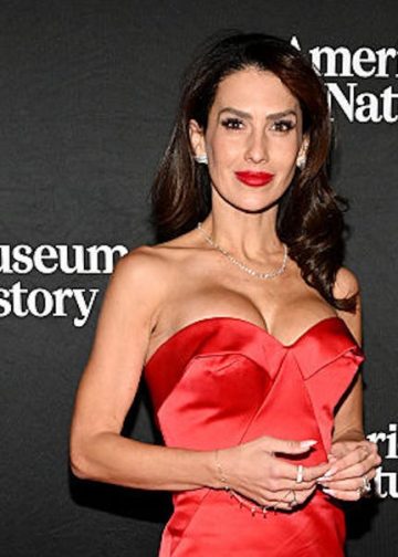Hilaria Baldwin, 42, dijeli 4 vježbe koje svakodnevno prakticira kako bi ostala ‘snažna, neovisna i sposobna’