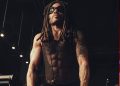Lenny Kravitz, 62, otkriva vježbu od 6 pokreta za svoj Unreal 10-Pack