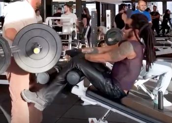 Zašto Lenny Kravitz neprestano nosi kožne hlače za vježbanje?