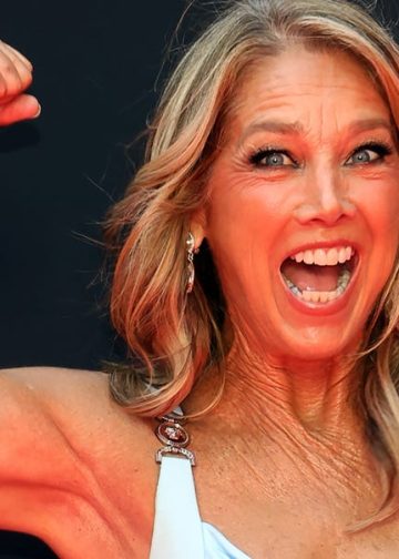 Ikona fitnessa Denise Austin, 69, dijeli svoja 101 vježbu s utezima za izgradnju snage cijelog tijela