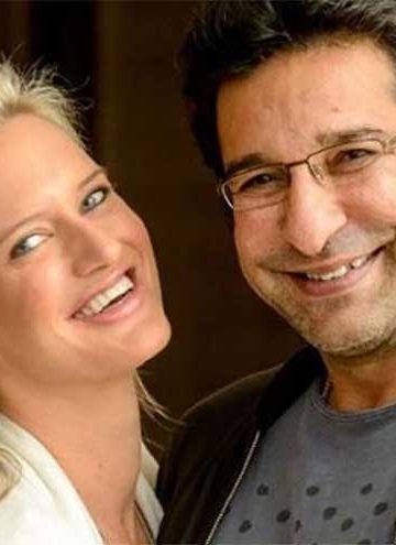 Shaniera Akram dijeli video treninga Wasima Akrama kako bi opovrgnula prevaru o smrti koju je stvorila umjetna inteligencija