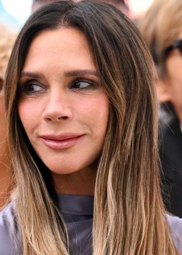 Victoria Beckham debituje s Buttercream Ombré transformacijom kose za ljeto 2026.