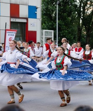 Zagreb pozdravlja svijet na otvaranju 60. Međunarodne smotre folklora
