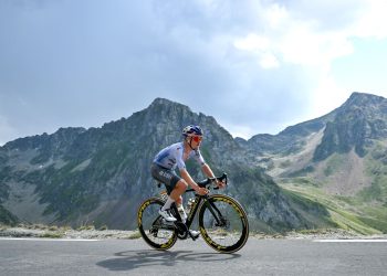 “Samo se želiš zakopati u rupu i sakriti” – Toma Pidcocka nade na Tour de Franceu srušene usred muka na Tourmaletu