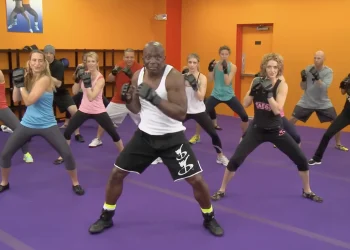 Povratak trenda kardio kickboxinga iz 90-ih