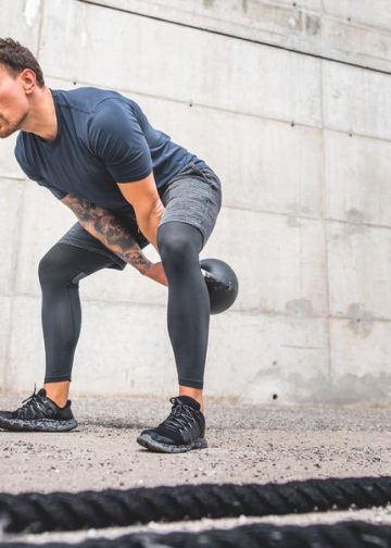 Jedan kettlebell, dva burpeesa: ovaj CrossFit Hero WOD je među najefikasnijim treninzima koje možete raditi.