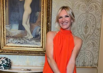 Jo Whiley otkriva kako prilagođava svoje treninge za održavanje snage u svojim 60-ima
