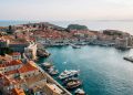 Dubrovački nautički turizam bilježi rast zahvaljujući snažnim noćenjima jahti i čartera te povećanoj potražnji svjetskih putnika