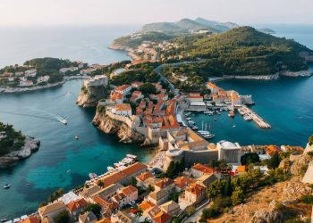Hrvatski turizam u 2026.: 7,6 milijuna putnika otkriva čuda Jadrana, kulturna blaga i novogodišnju prazničnu revoluciju – sve što trebate znati