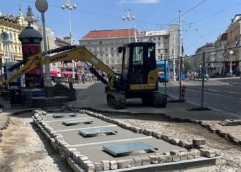 Podzemne kante za otpad na glavnom zagrebačkom trgu potaknule raspravu
