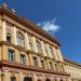 Obnovljena žuta fasada zgrade Muzeja Mimara u Zagrebu